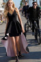 Μπάλα φορέματα Ασύμμετρη υψηλή Χαμηλή Φυσικό Ελαστικό σατέν Τιράντες σπαγγέτι - Σελίδα 1